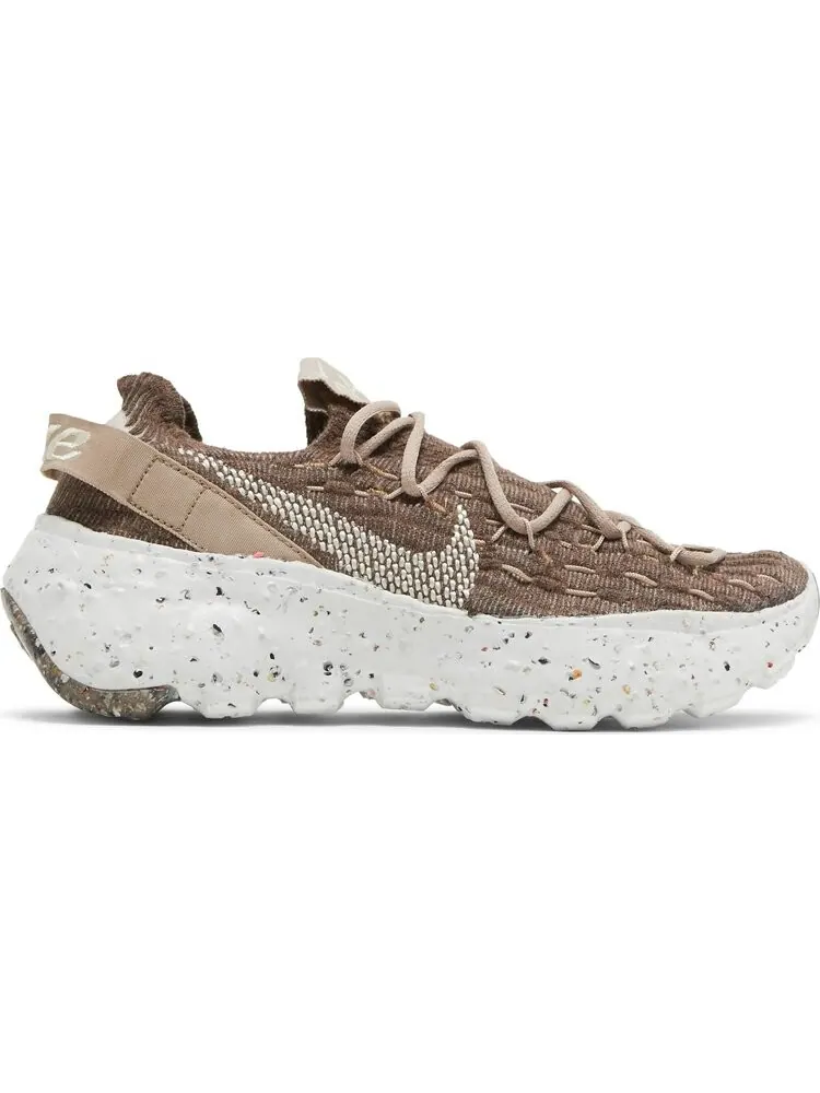Кроссовки Nike Wmns Space Hippie 04 'Sand' — изображение 1 из 8, коричневый