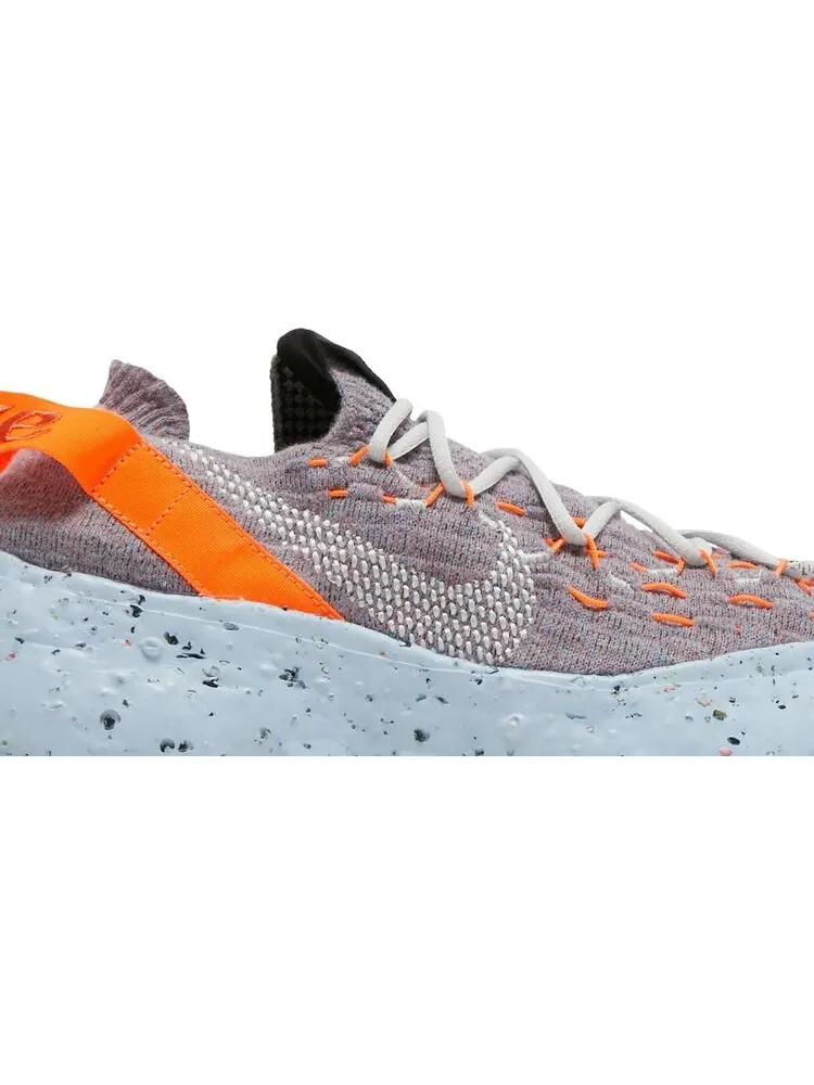 Кроссовки Nike Wmns Space Hippie 04 'Multi-Color Total Orange' — изображение 2 из 8, мульти