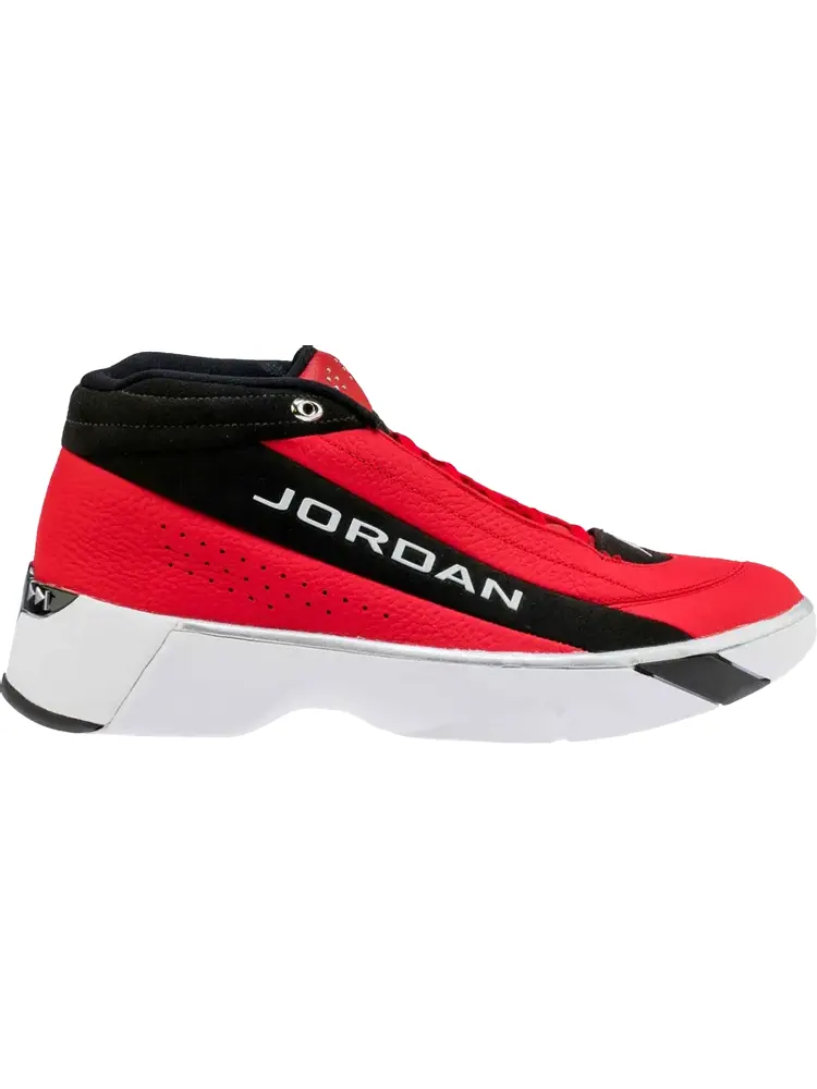 Кроссовки Jordan Team Showcase Gym Red Black — изображение 1 из 1, красный