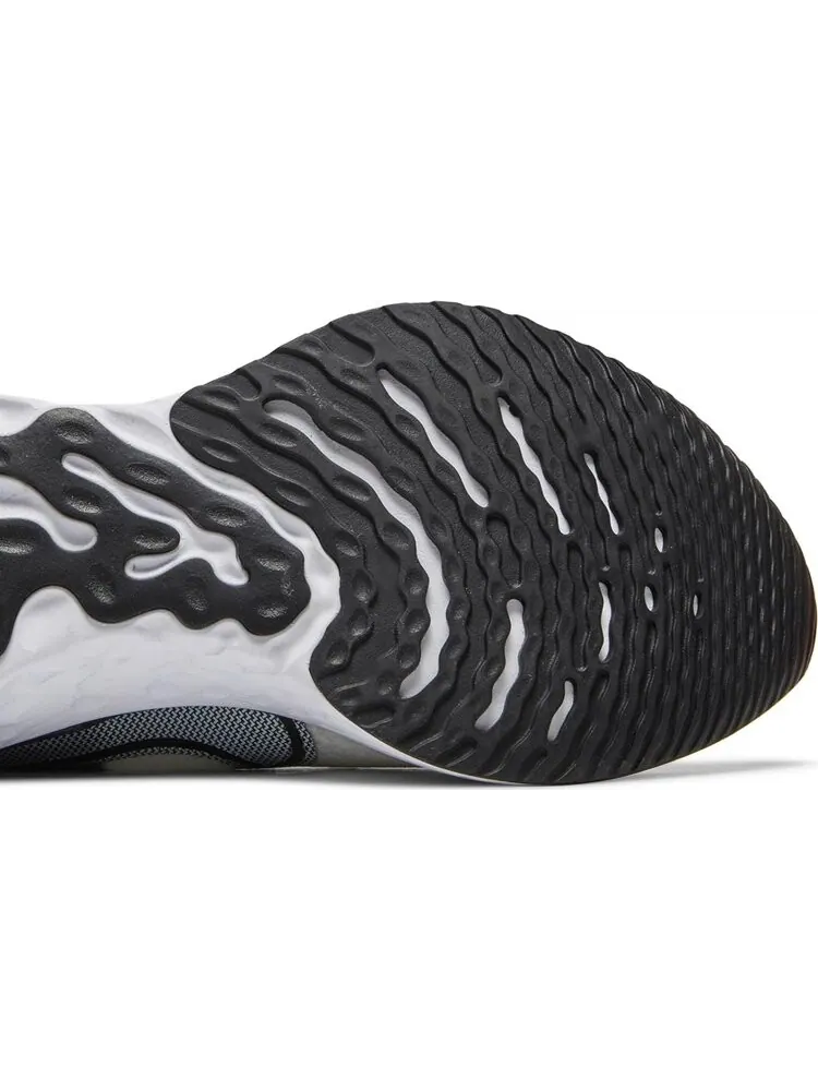 Кроссовки Nike React Infinity Run Flyknit 'Black White' — изображение 5 из 8, черный