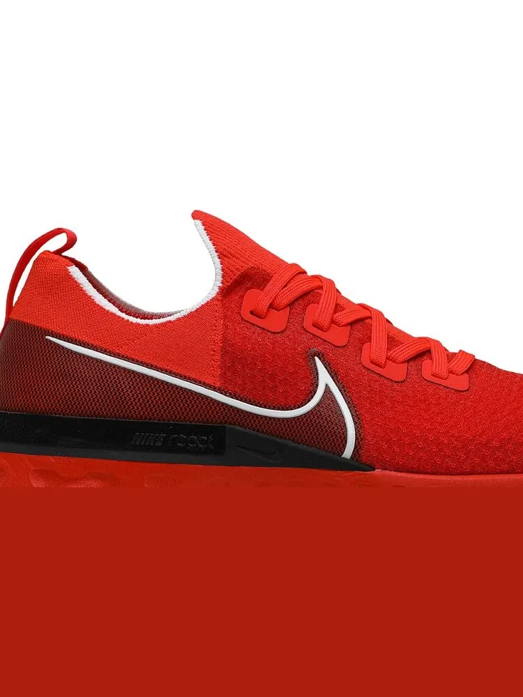 Кроссовки Nike React Infinity Run 'Bright Crimson' — изображение 2 из 8, красный