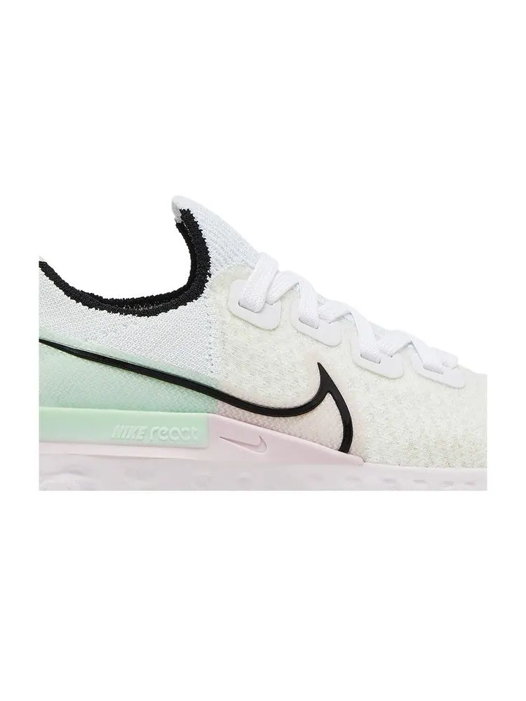 Кроссовки Nike Wmns React Infinity Run FK 'Iced Lilac' — изображение 3 из 9, белый/черный