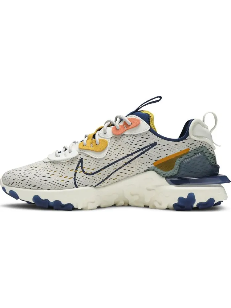 Кроссовки Nike React Vision 'Light Orewood Brown' — изображение 3 из 8, коричневый