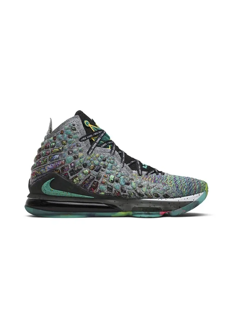 Кроссовки Nike LeBron 17 — изображение 1 из 4, мульти