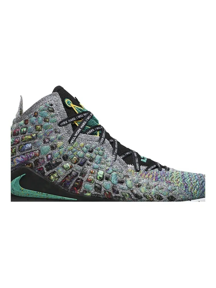 Кроссовки Nike LeBron 17 — изображение 2 из 4, мульти