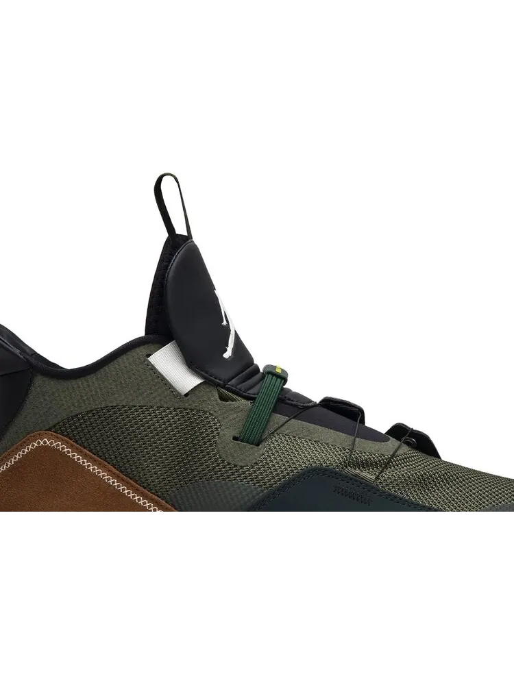 Кроссовки Travis Scott x Air Jordan 33 NRG Army Olive — изображение 2 из 8, зеленый