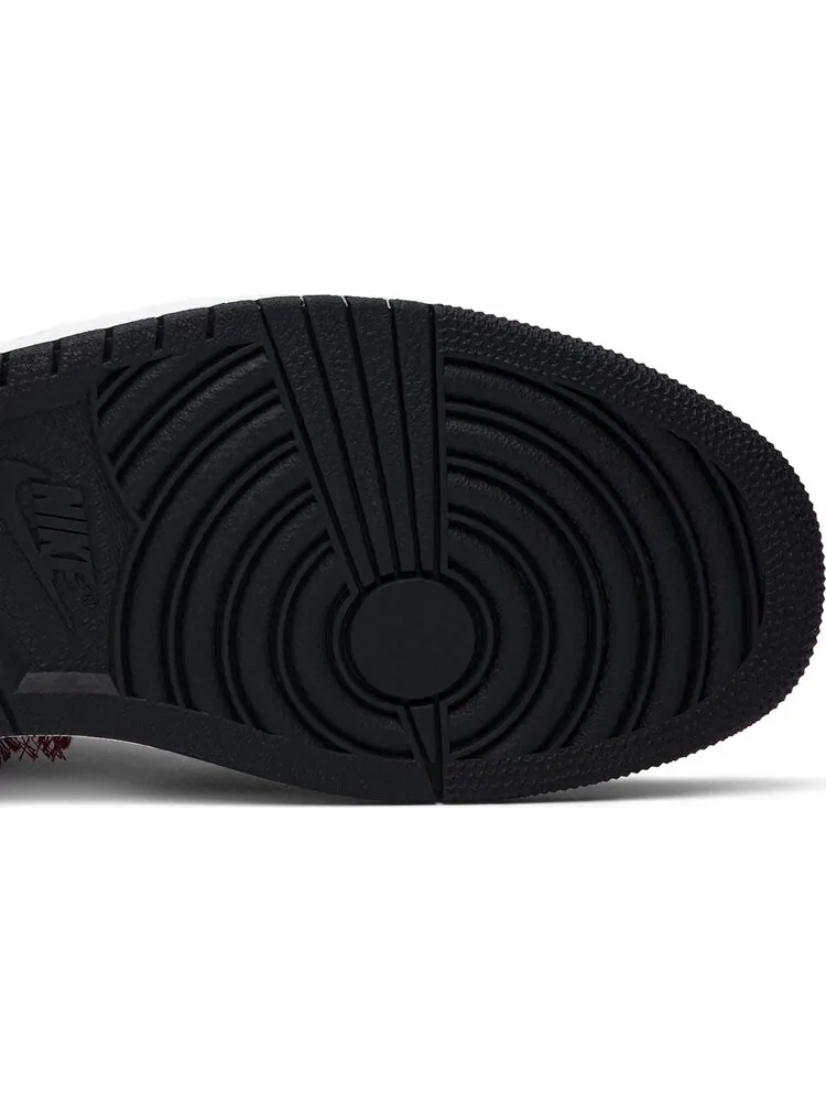 Кроссовки Air Jordan 1 Retro High OG Defiant — изображение 5 из 8, черный