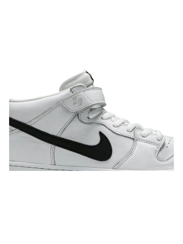 Кроссовки Nike Dunk Mid SB 'Orange Label' — изображение 2 из 4, белый