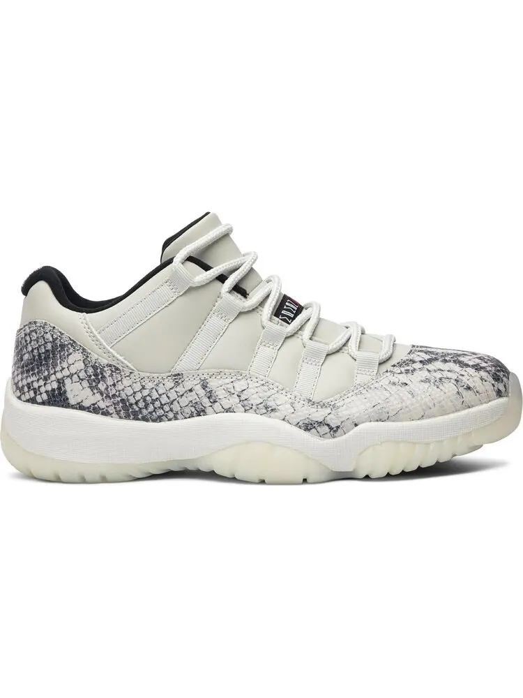 Кроссовки Air Jordan 11 Retro Low Light Bone Snakeskin — изображение 1 из 8, белый