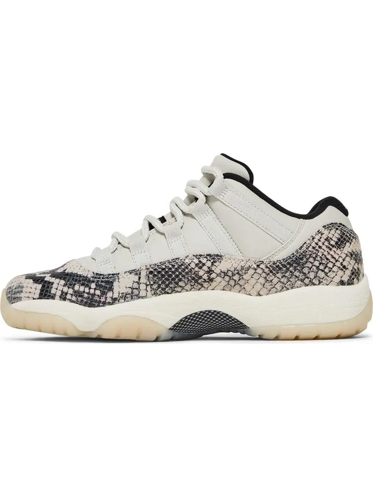 Кроссовки Air Jordan 11 Retro Low GS Light Bone Snakeskin — изображение 3 из 8, серый