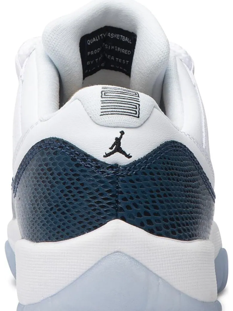 Кроссовки Jordan 11 Retro Low GS Navy Snakeskin 2019 — изображение 7 из 8, синий