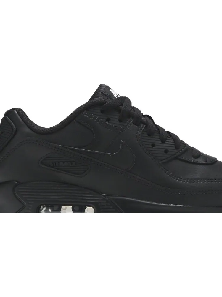 Кроссовки Nike Air Max 90 GS 'Triple Black' — изображение 2 из 8, черный