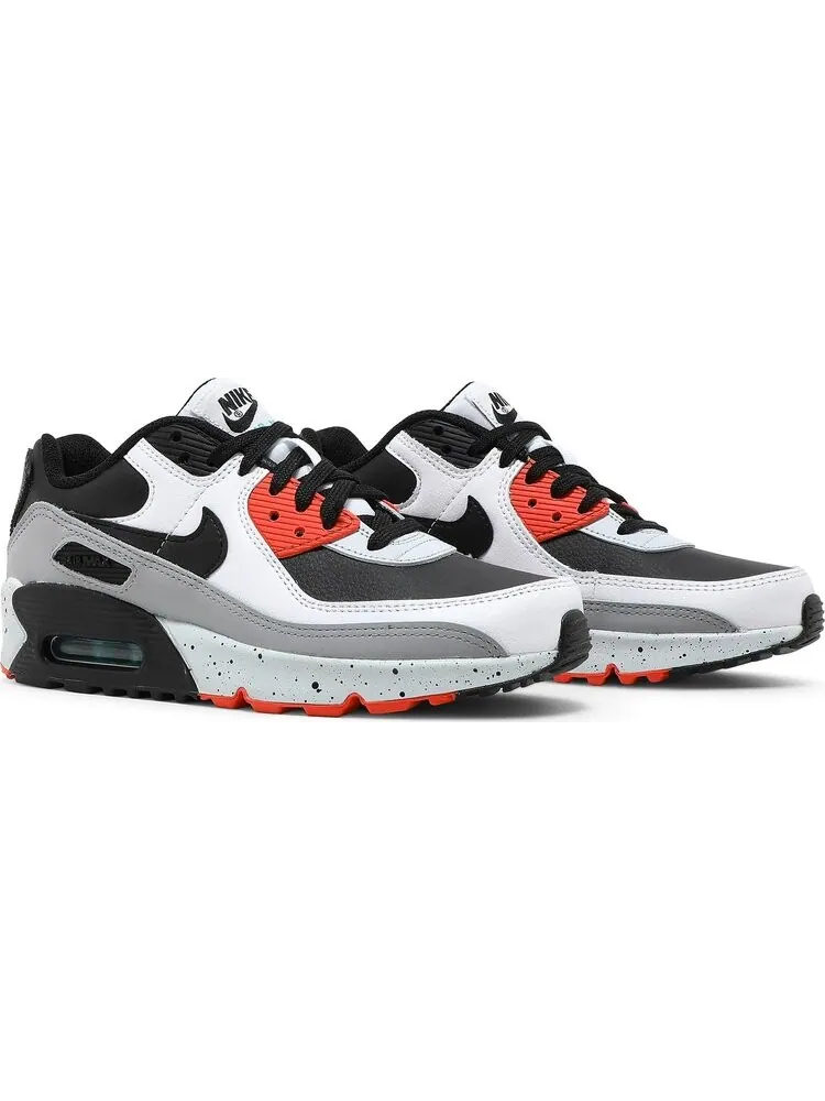 Кроссовки Nike Air Max 90 Leather GS 'White Turf Orange Speckled' — изображение 8 из 8, белый