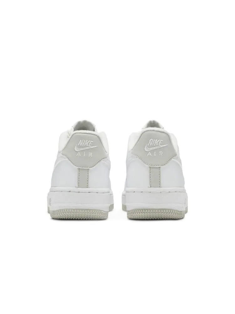 Кроссовки Nike Air Force 1 GS — изображение 6 из 8, белый светлый