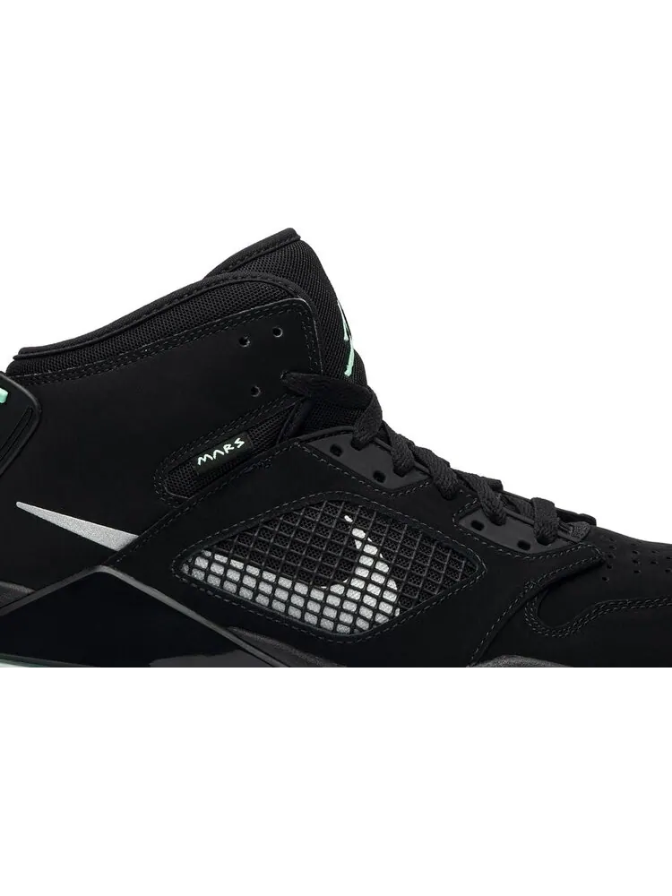 Кроссовки Jordan Mars 270 Green Glow — изображение 2 из 8, черный