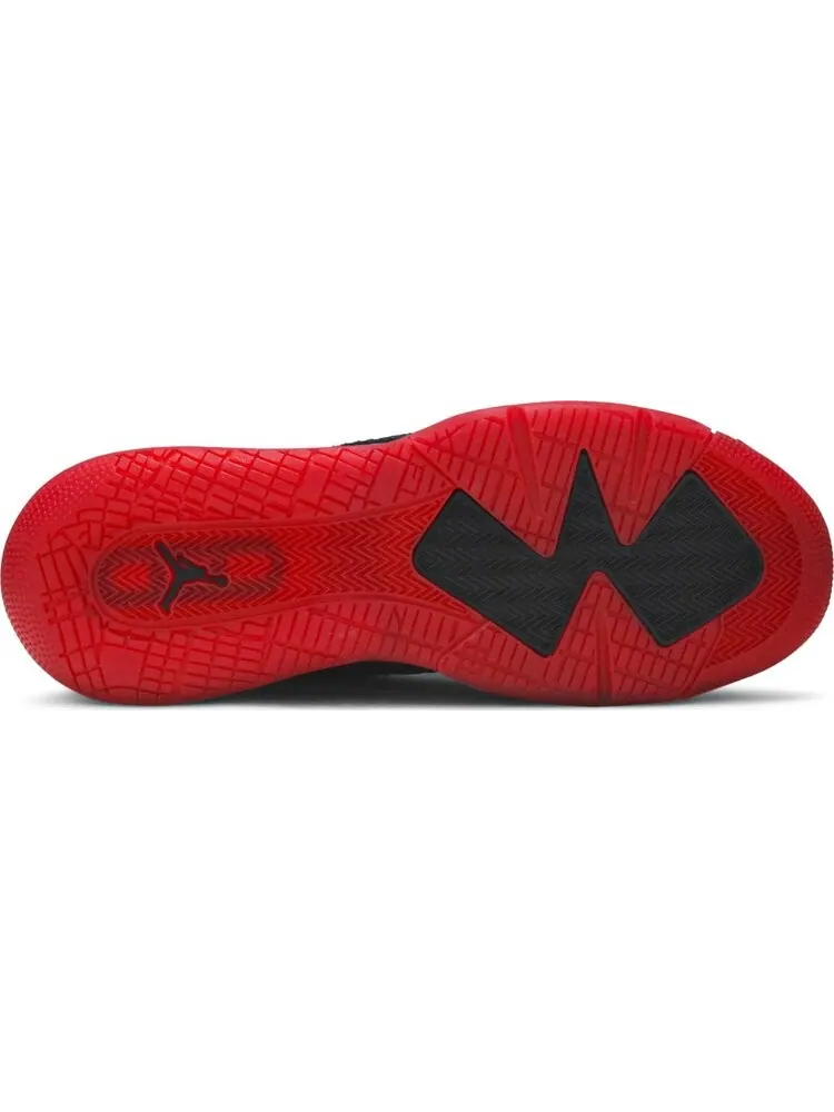 Кроссовки Jordan Mars 270 Bred — изображение 4 из 8, красный