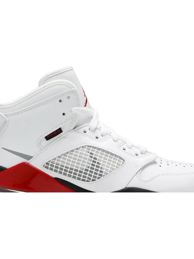 Кроссовки Jordan Mars 270 Fire Red — изображение 2 из 8, белый