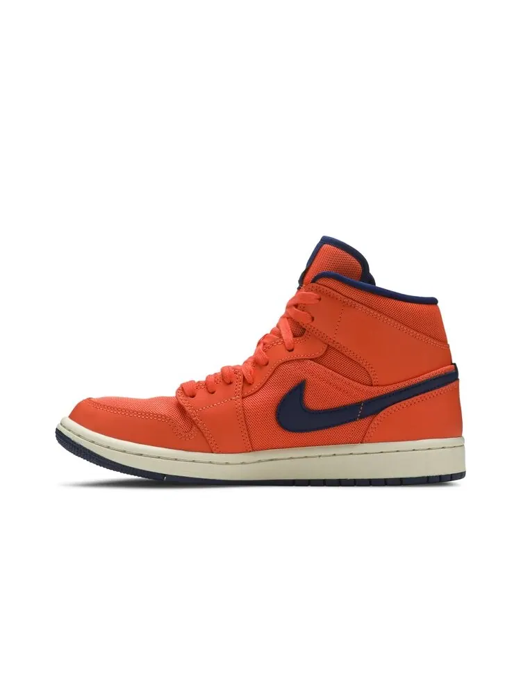 Кроссовки Air Jordan Wmns Air Jordan 1 Mid 'Turf Orange' — изображение 3 из 4, оранжевый
