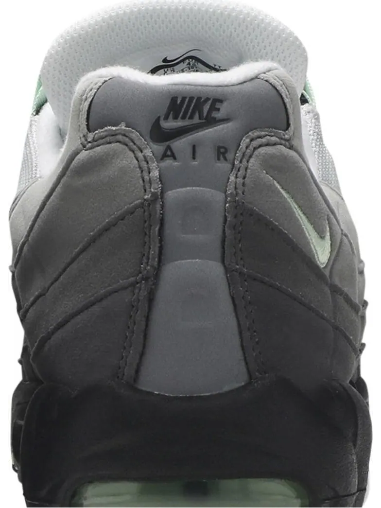 Кроссовки Nike Air Max 95 'Fresh Mint' — изображение 7 из 8, серый