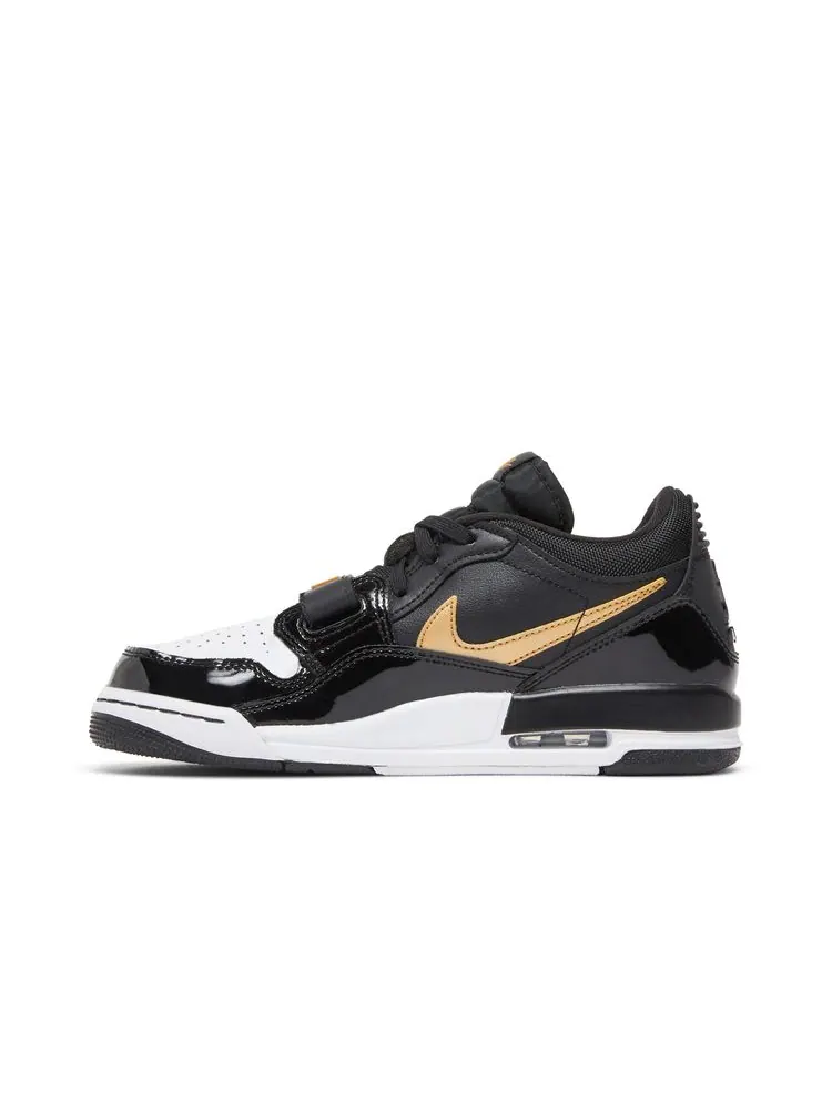 Кроссовки Jordan Legacy 312 Low GS 'Black Metallic Gold' — изображение 3 из 8