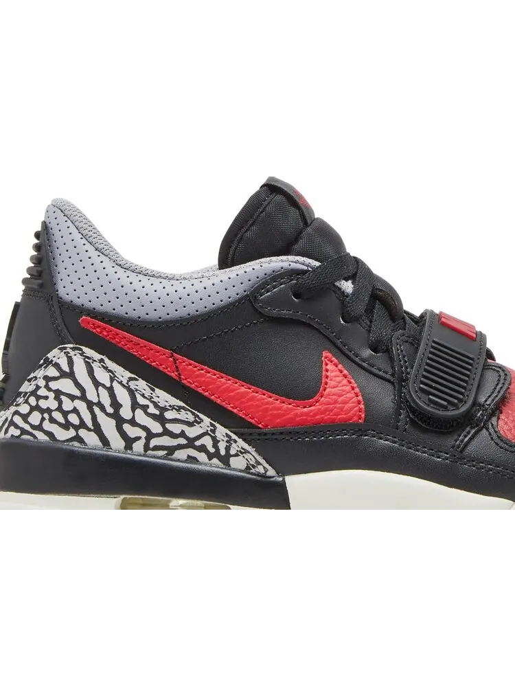 Кроссовки Jordan Legacy 312 Low GS Bred Cement — изображение 2 из 8, черный