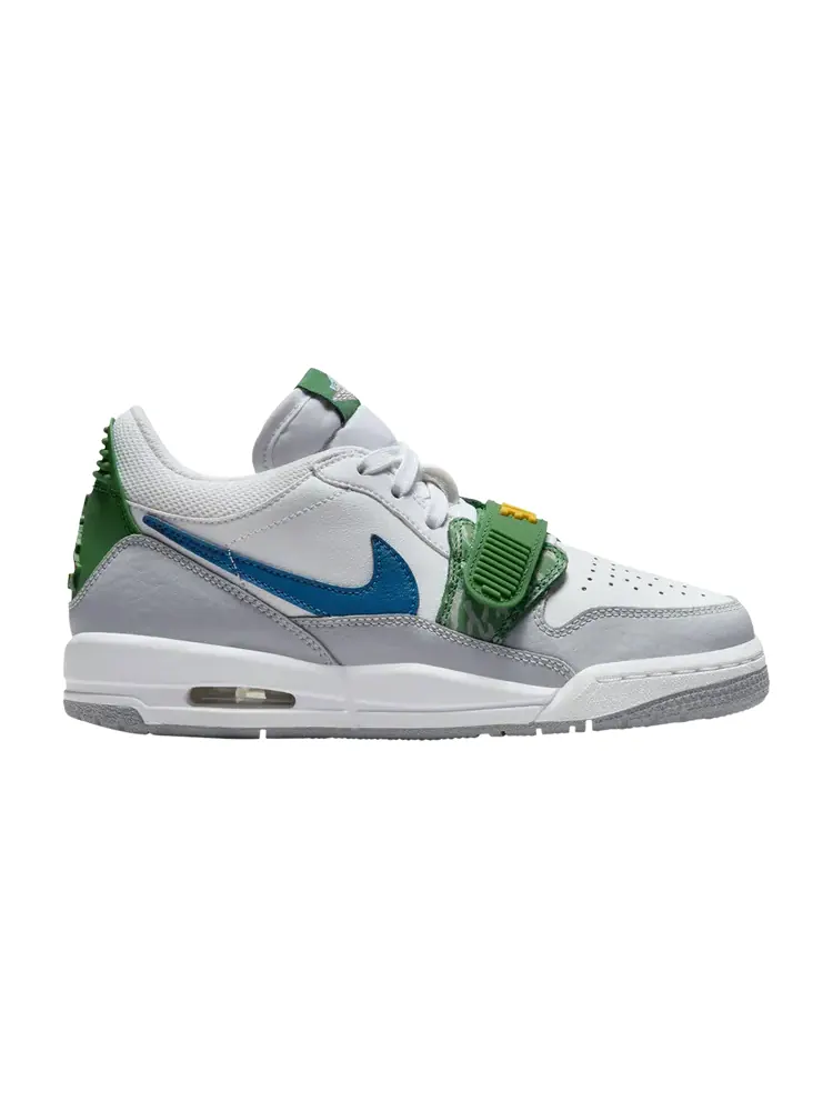 Кроссовки Air Jordan Legacy 312 Low GS — изображение 1 из 1, белый