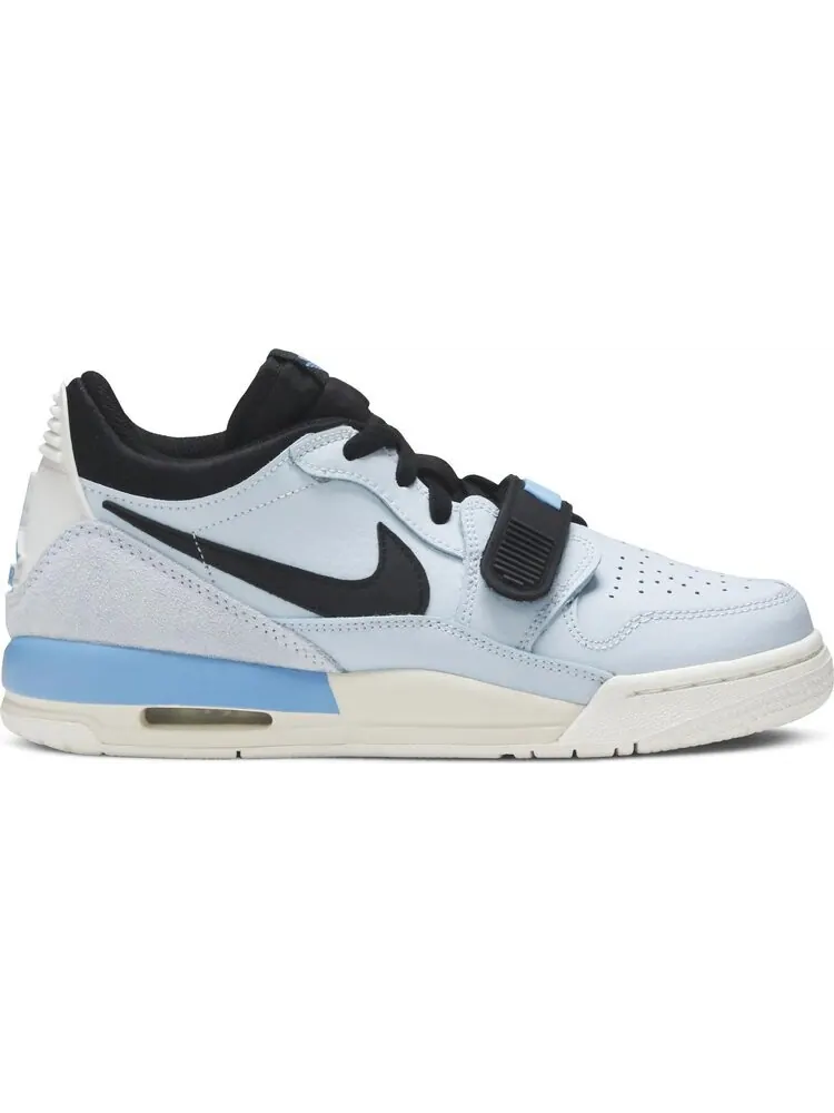 Кроссовки Air Jordan Legacy 312 Low GS Pale Blue — изображение 1 из 8, синий