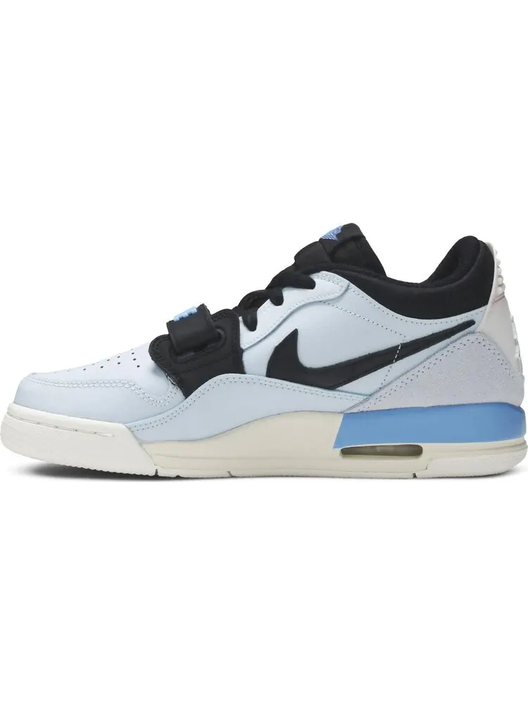 Кроссовки Air Jordan Legacy 312 Low GS Pale Blue — изображение 3 из 8, синий