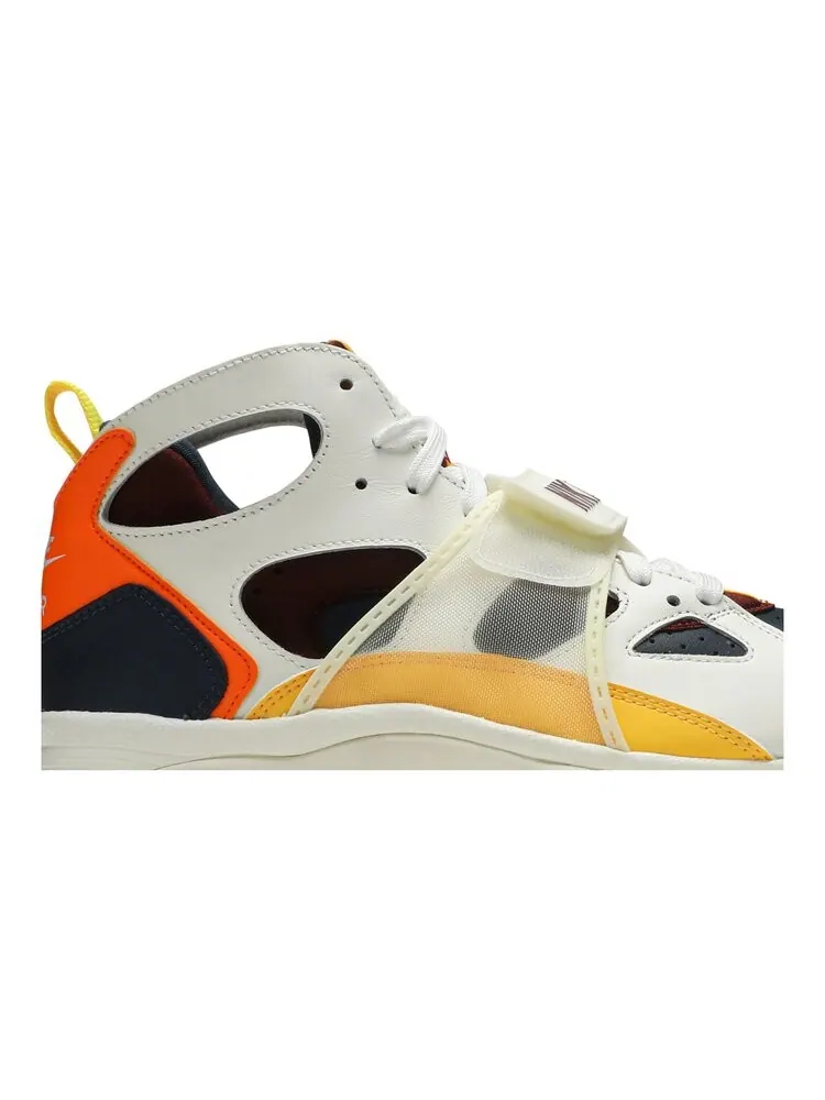 Кроссовки Nike Air Trainer Huarache — изображение 2 из 4, белый