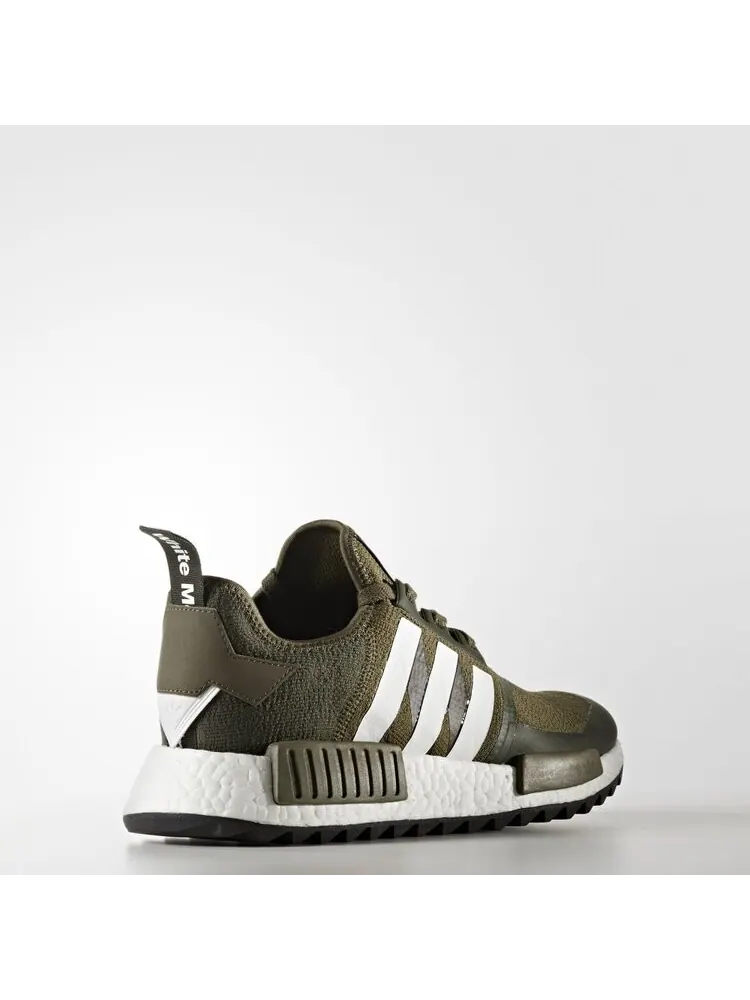 Кроссовки Adidas White Mountaineering x NMD_R1 Trail Primeknit 'Olive' — изображение 4 из 7, зеленый