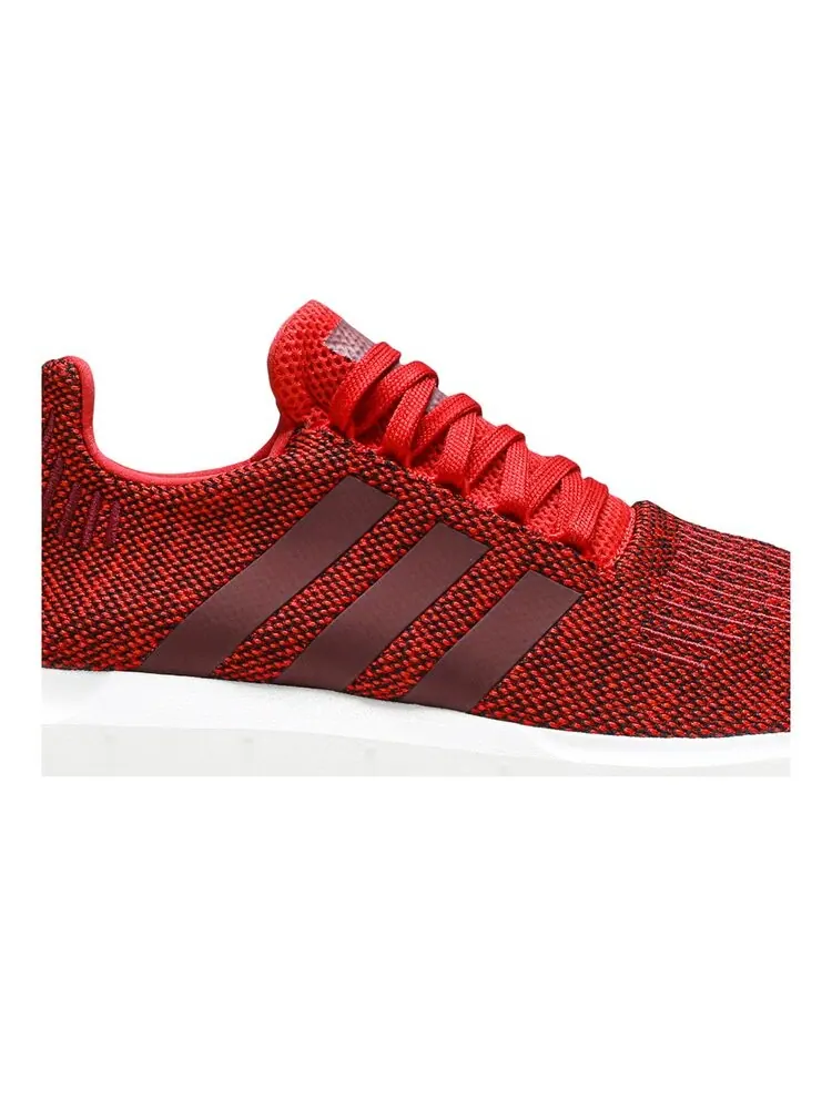 Кроссовки Adidas Swift Run 'Red' — изображение 2 из 4, красный