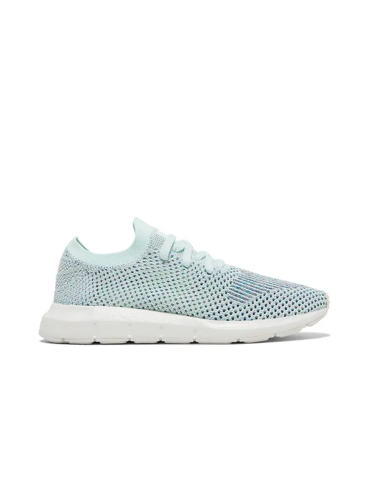 Кроссовки adidas Wmns Swift Run Primeknit 'Ice Blue' — изображение 2 из 9, синий/синий/белый