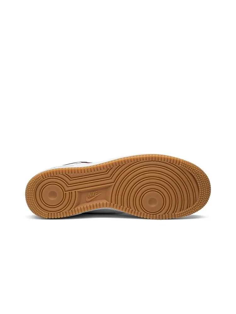 Кроссовки Nike Air Force 1 Low 'Team Red Gum' — изображение 4 из 4, красный