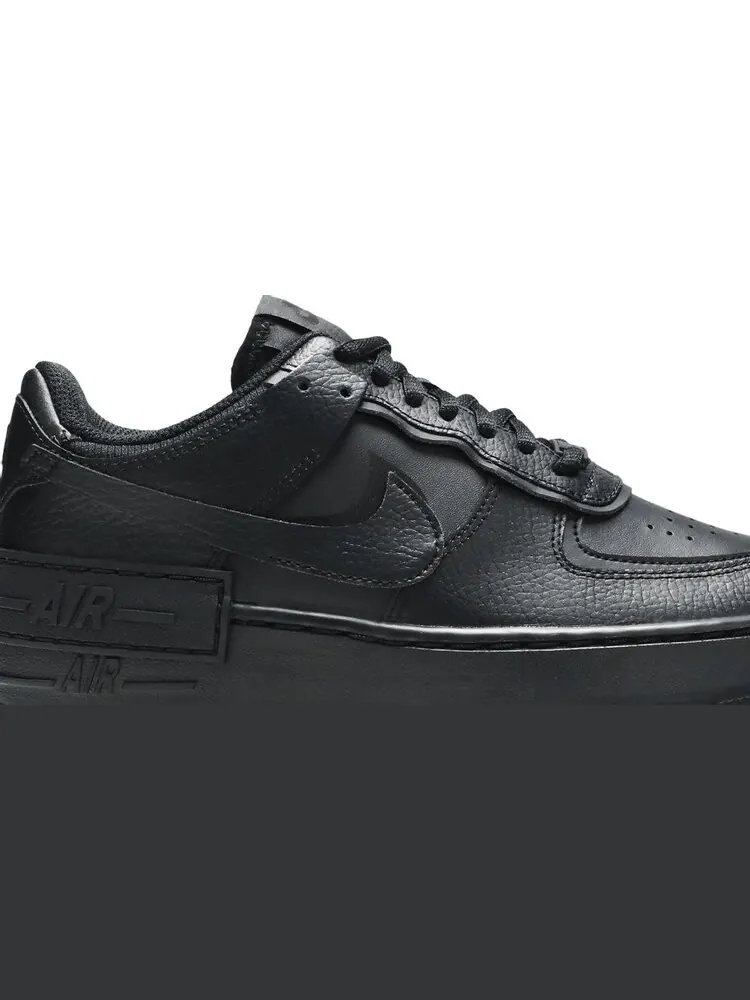 Кроссовки Nike Wmns Air Force 1 Shadow 'Triple Black' — изображение 2 из 8, черный