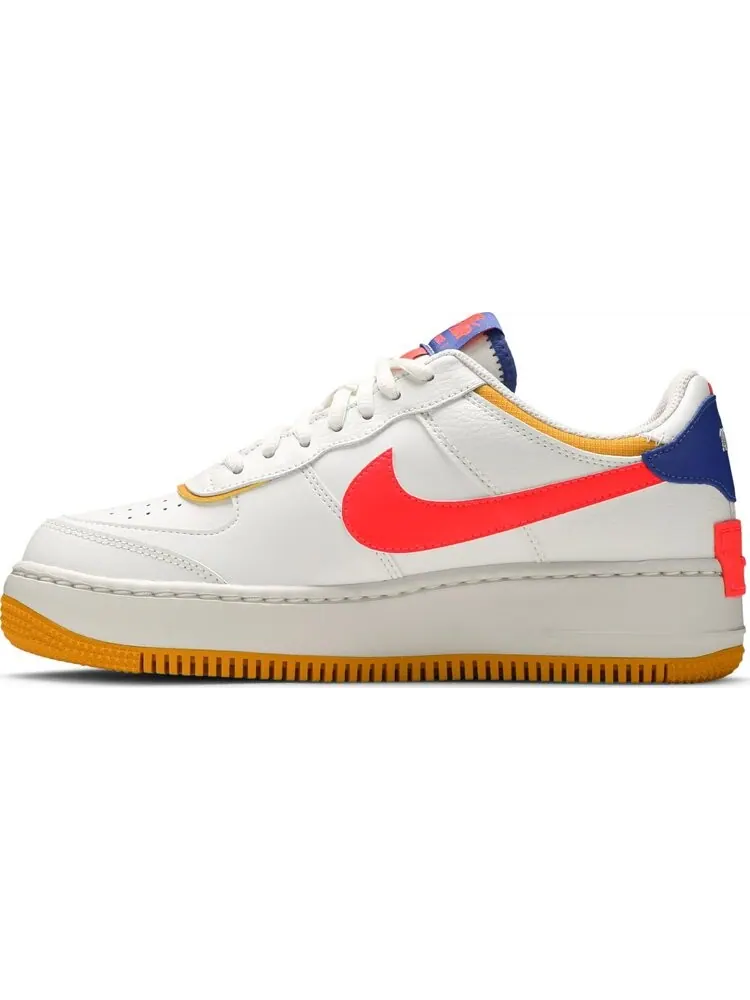 Кроссовки Nike Wmns Air Force 1 Shadow 'White Crimson Blue' — изображение 3 из 8, белый