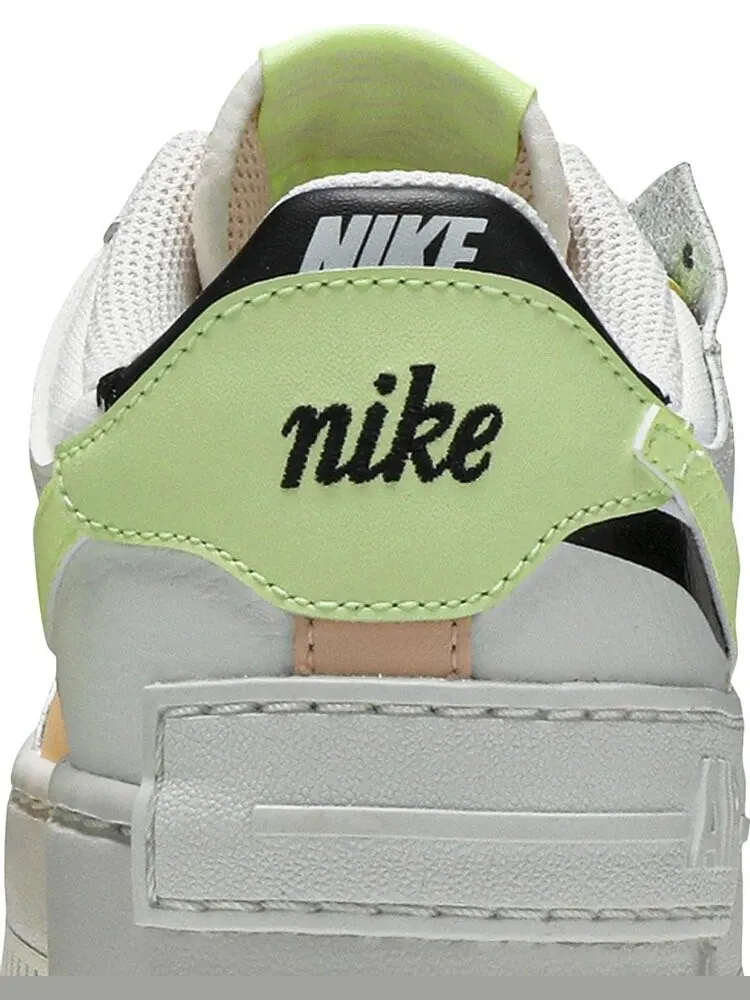 Кроссовки Nike Wmns Air Force 1 Shadow 'White Crimson Tint' — изображение 7 из 8, белый