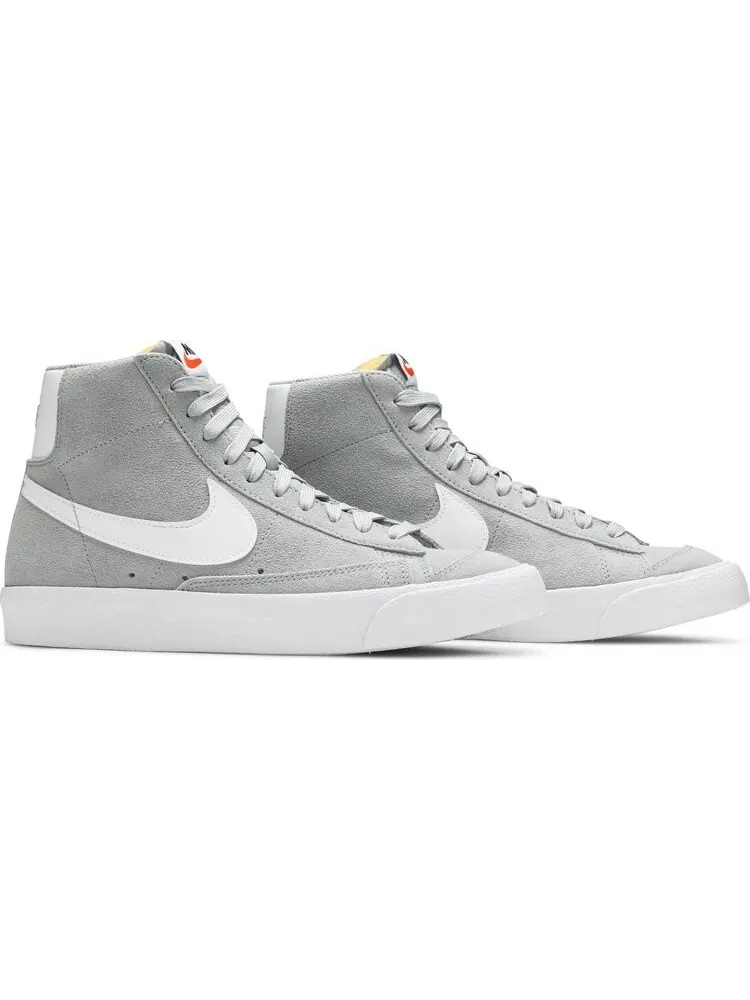 Кроссовки Nike Blazer Mid '77 Suede 'Light Smoke Grey' — изображение 8 из 8, серый