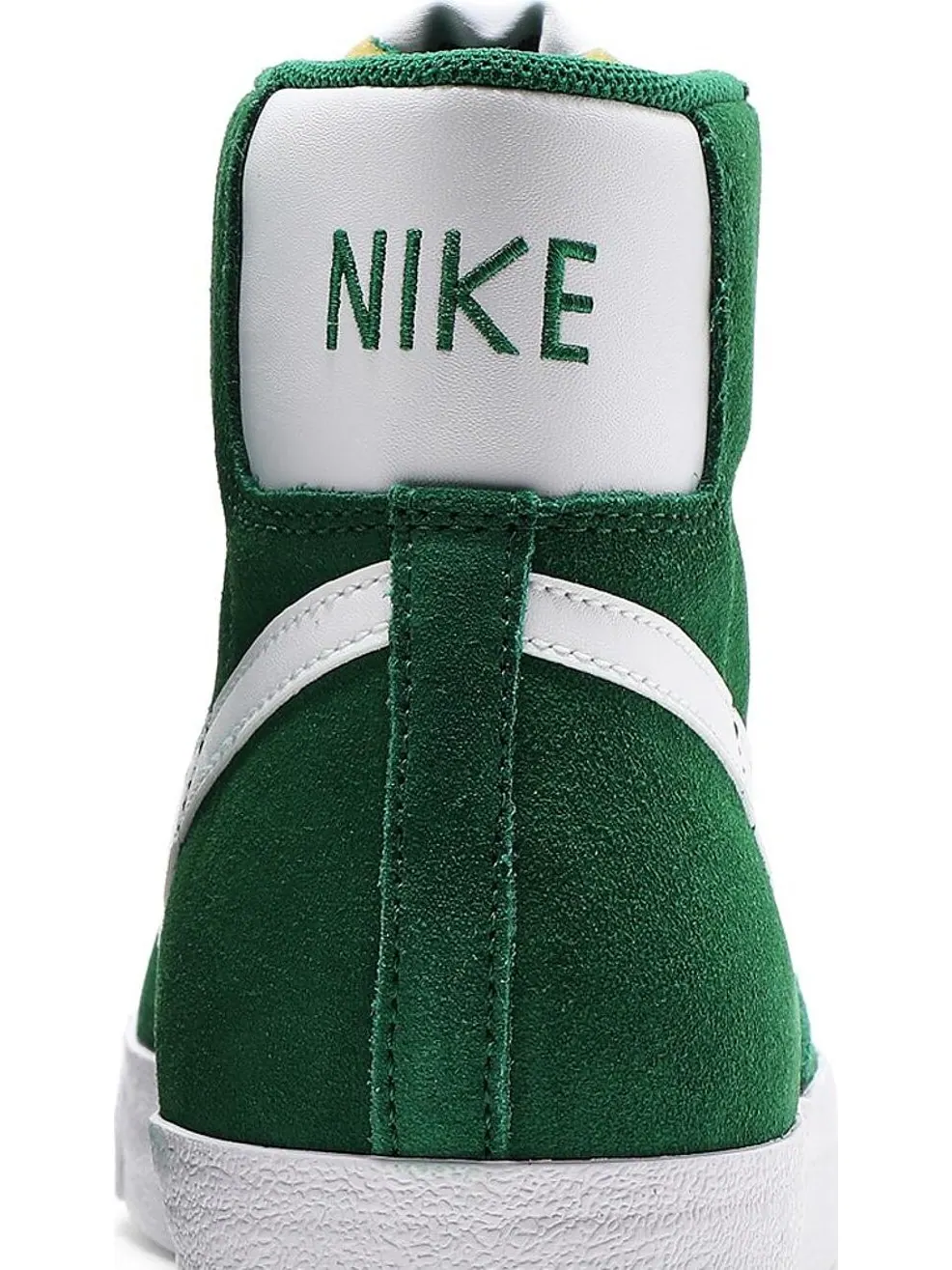 Кроссовки Nike Blazer Mid '77 Suede 'Pine Green' — изображение 7 из 8, зеленый