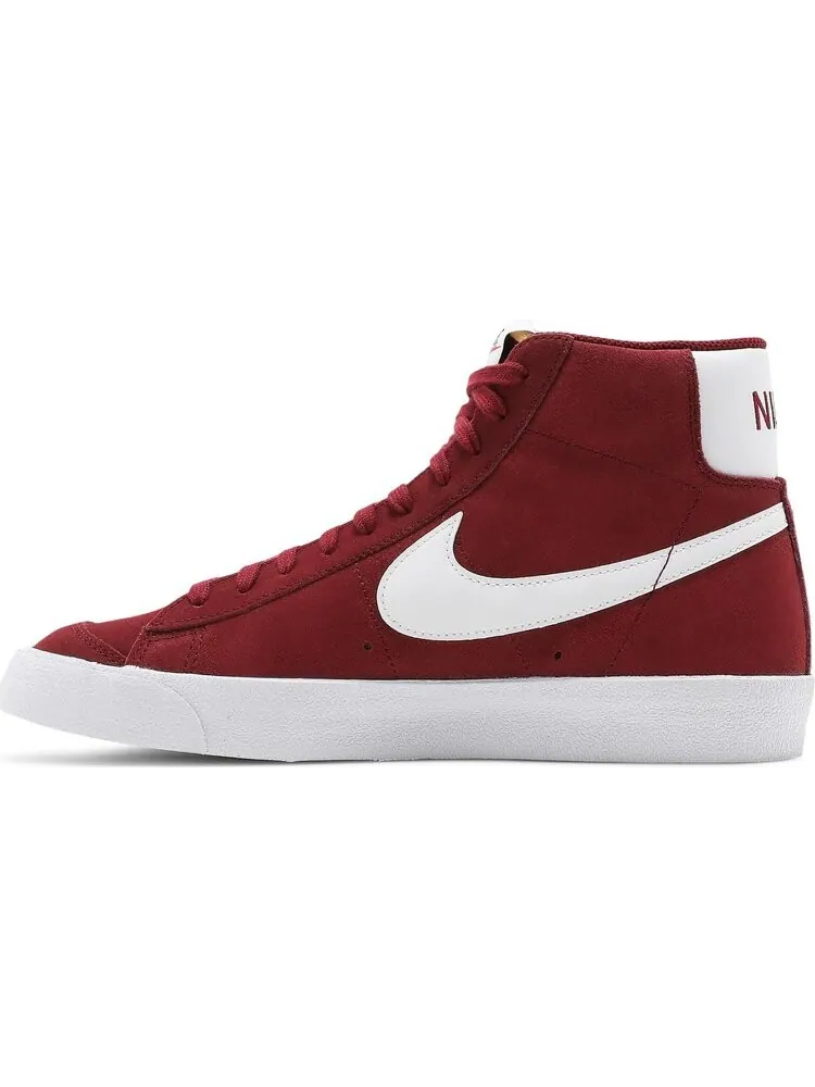 Кроссовки Nike Blazer Mid '77 Suede 'Team Red' — изображение 3 из 8, красный