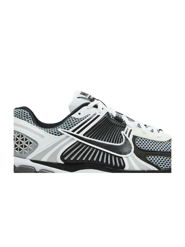 Кроссовки Nike Air Zoom Vomero 5 SE SP — изображение 2 из 6, темный серый
