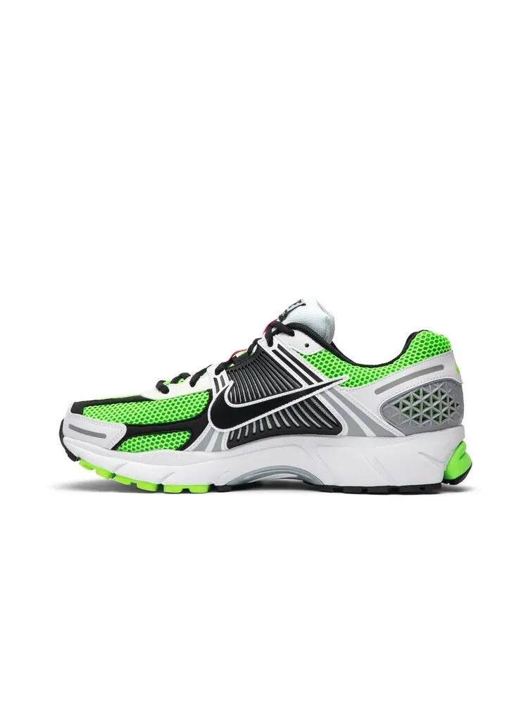 Кроссовки Nike Air Zoom Vomero 5 SE SP 'Lime Green' — изображение 3 из 4, зеленый
