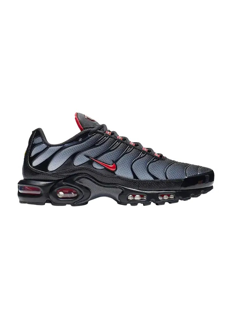 Кроссовки Nike Air Max Plus 'Black Gradient Red' — изображение 1 из 1, черный