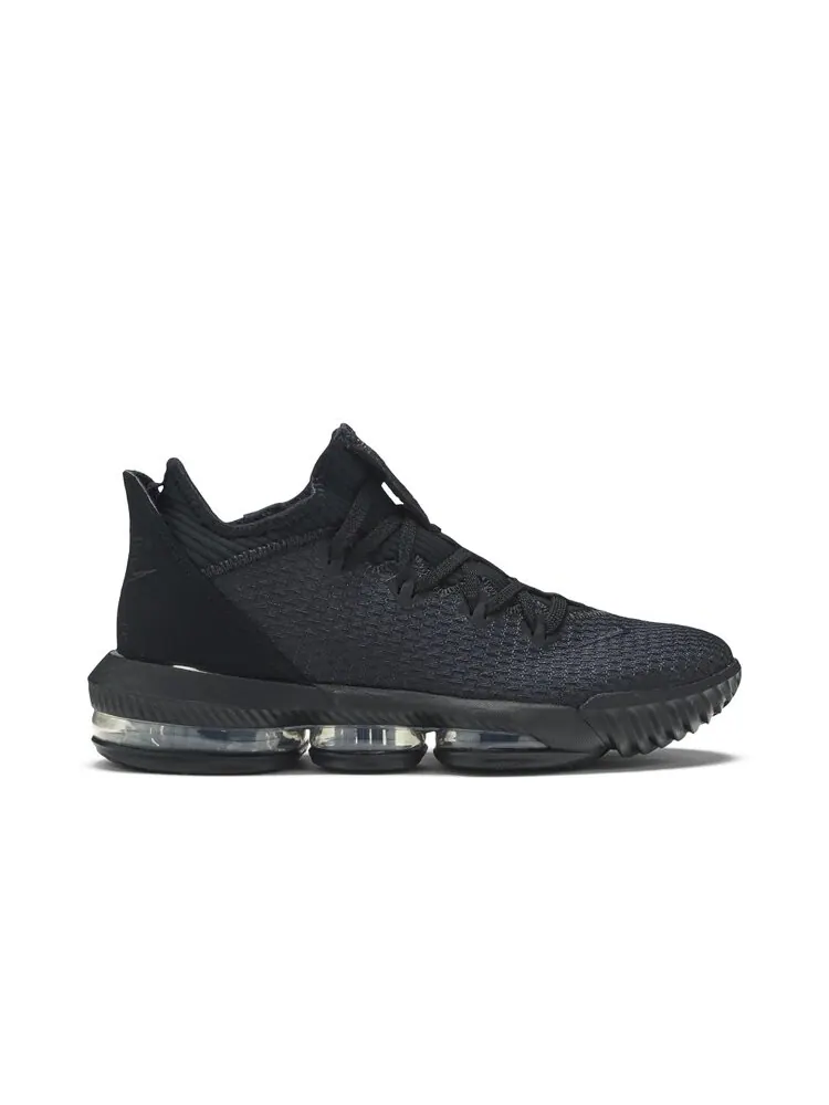 Кроссовки Nike LeBron 16 Low 'Triple Black' — изображение 1 из 4, черный