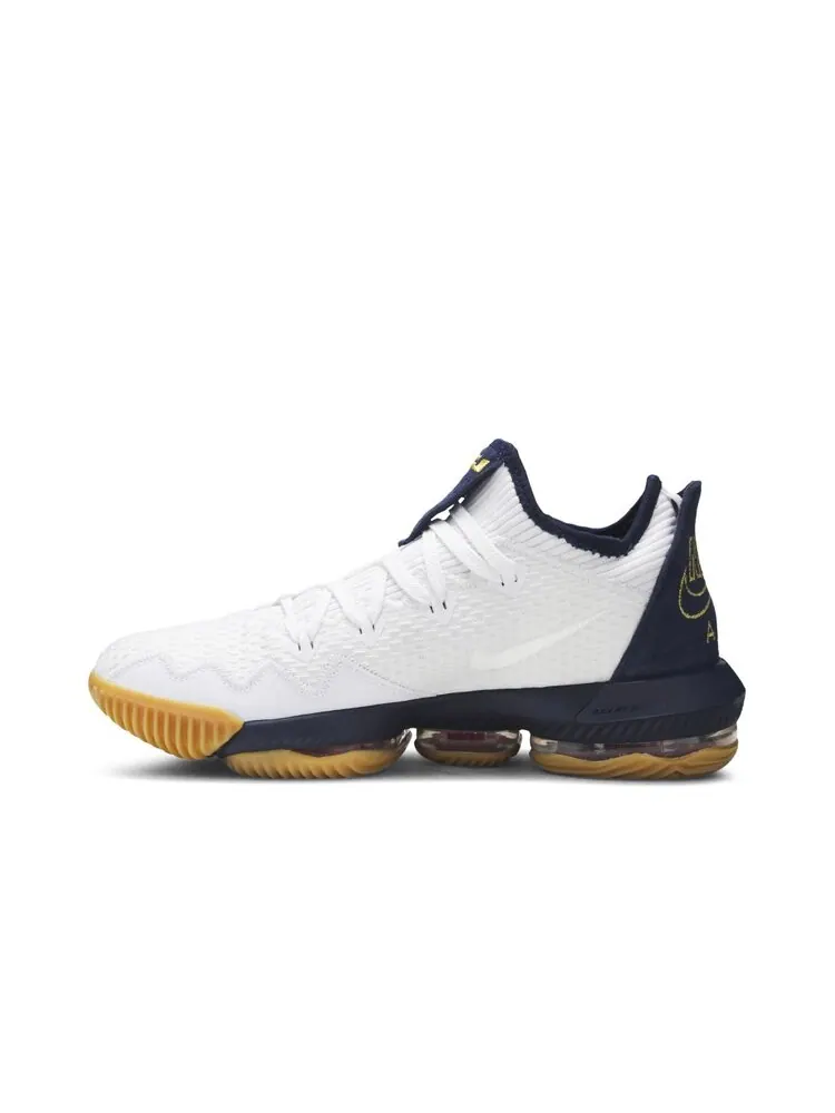 Кроссовки Nike LeBron 16 Low 'USA' — изображение 3 из 4, белый