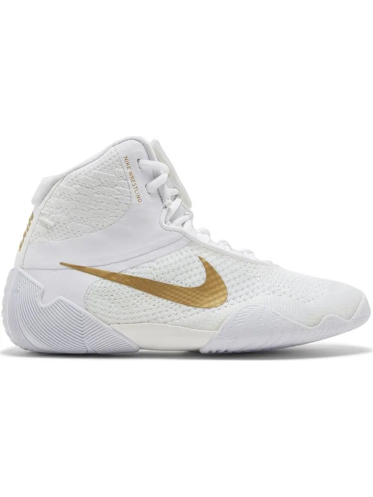 Кроссовки Nike Tawa 'White Metallic Gold' — изображение 1 из 4, белый