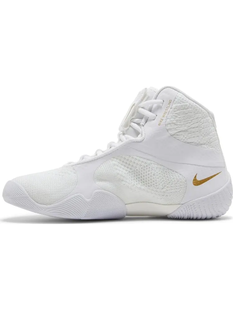 Кроссовки Nike Tawa 'White Metallic Gold' — изображение 3 из 4, белый
