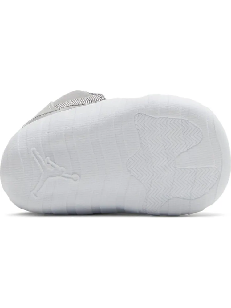 Кроссовки Air Jordan 11 Retro CB Cool Grey 2021 — изображение 4 из 8, серый