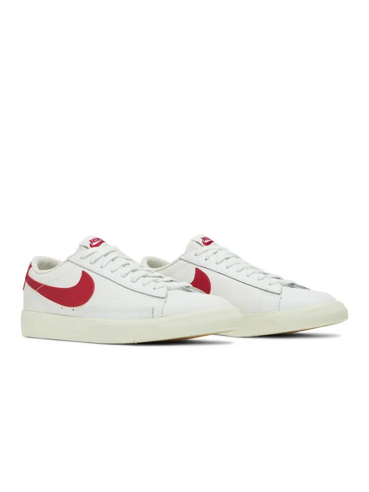 Кроссовки Nike Blazer Low 'University Red' — изображение 9 из 9, белый/красный