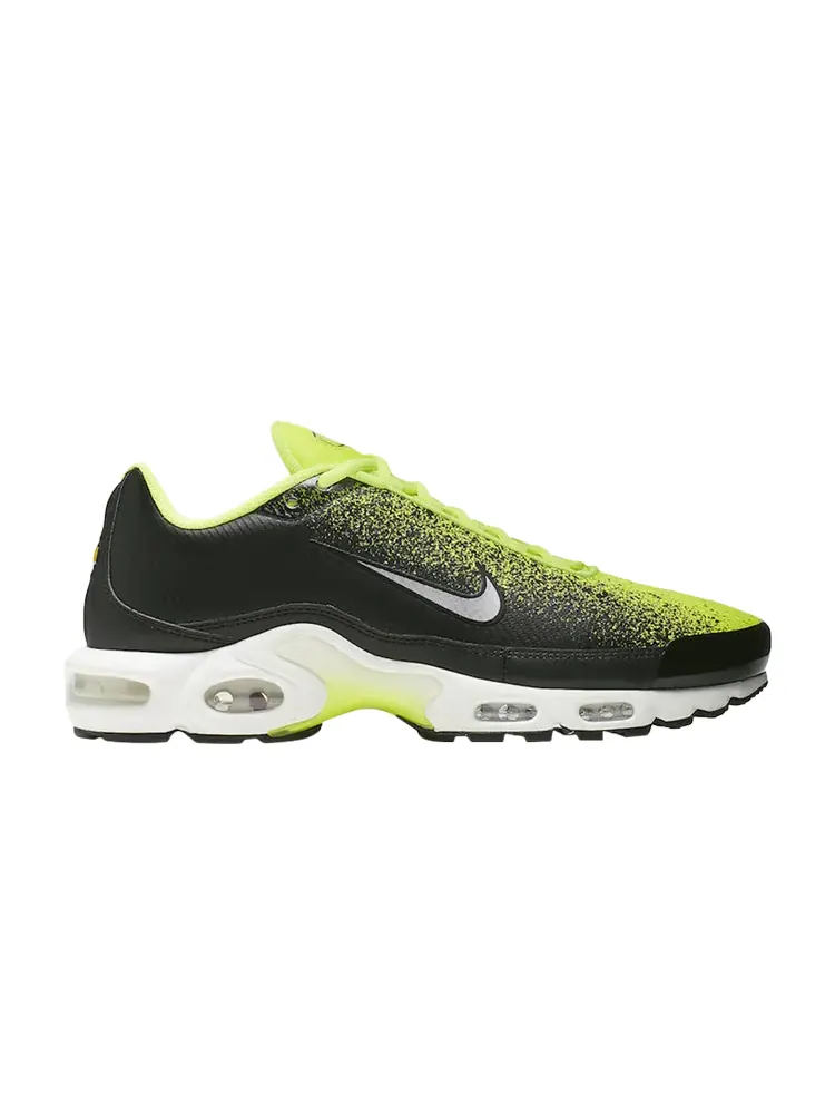 Кроссовки Nike Air Max Plus TN SE 'Volt Spray Paint' — изображение 1 из 1, желтый
