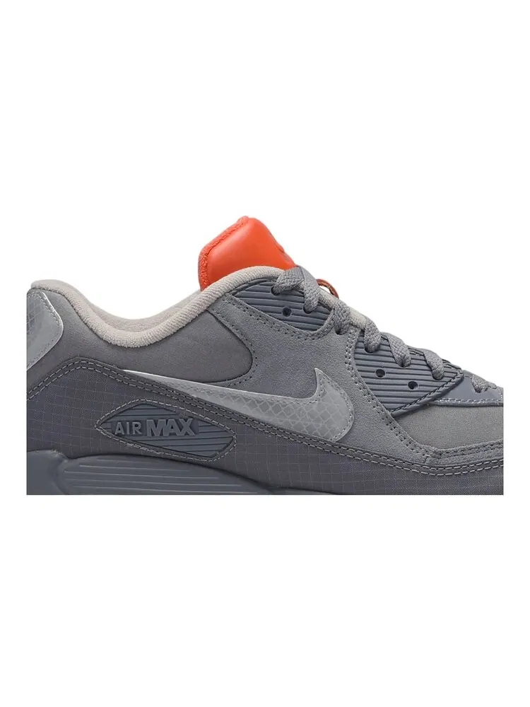 Кроссовки Nike The Basement x Air Max 90 — изображение 2 из 4, серый